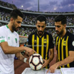 ديربي جدة بين الأهلي والاتحاد: المنافسات الشرسة في الدوري السعودي مع علامة مائية https://sport4ever.org/ في المركز.